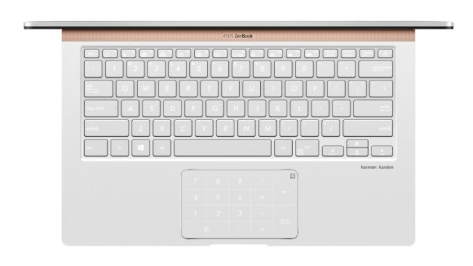 ZenBook har LED-opplyst numerisk tastatur i styreflaten.
