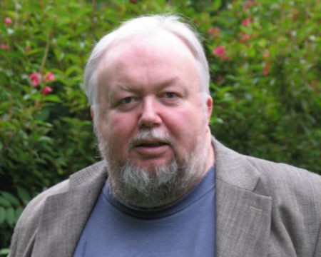 Gisle Hannemyr er ekspert i informatikk og trekker paraleller til Napster.no-saken.