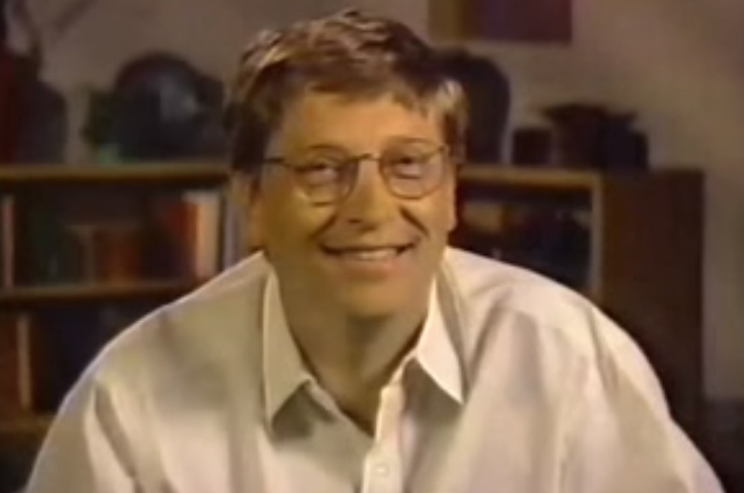 Bill Gates som toppsjef i 1997 når han reddet Apple med en investering som følge av et søksmål.