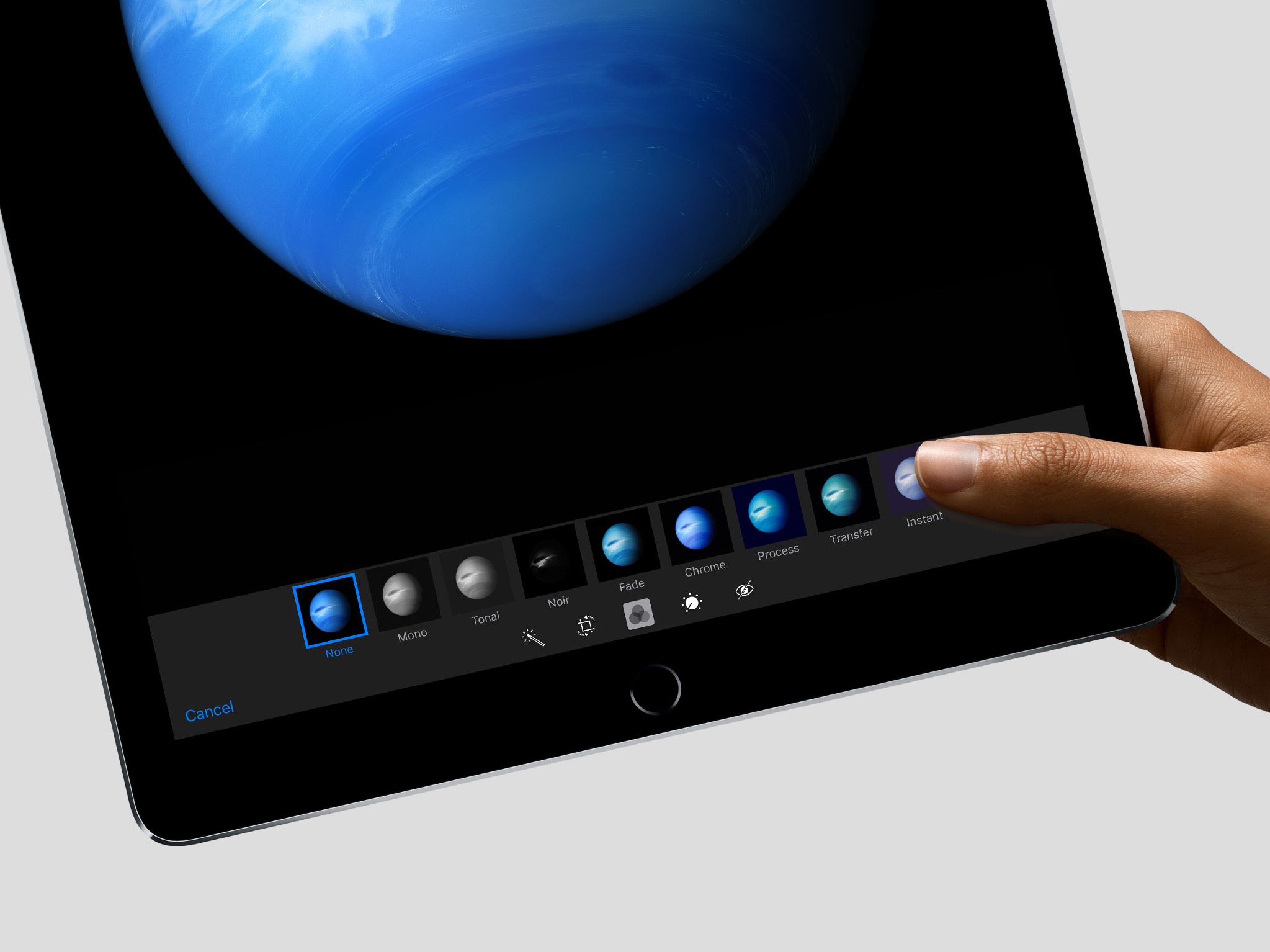 Fullader du iPad Pro kan den henge seg skikkelig.Fullader du iPad Pro kan den henge seg skikkelig.