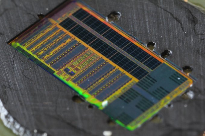 Slik ser den lysbaserte mikroprosessoren ut.