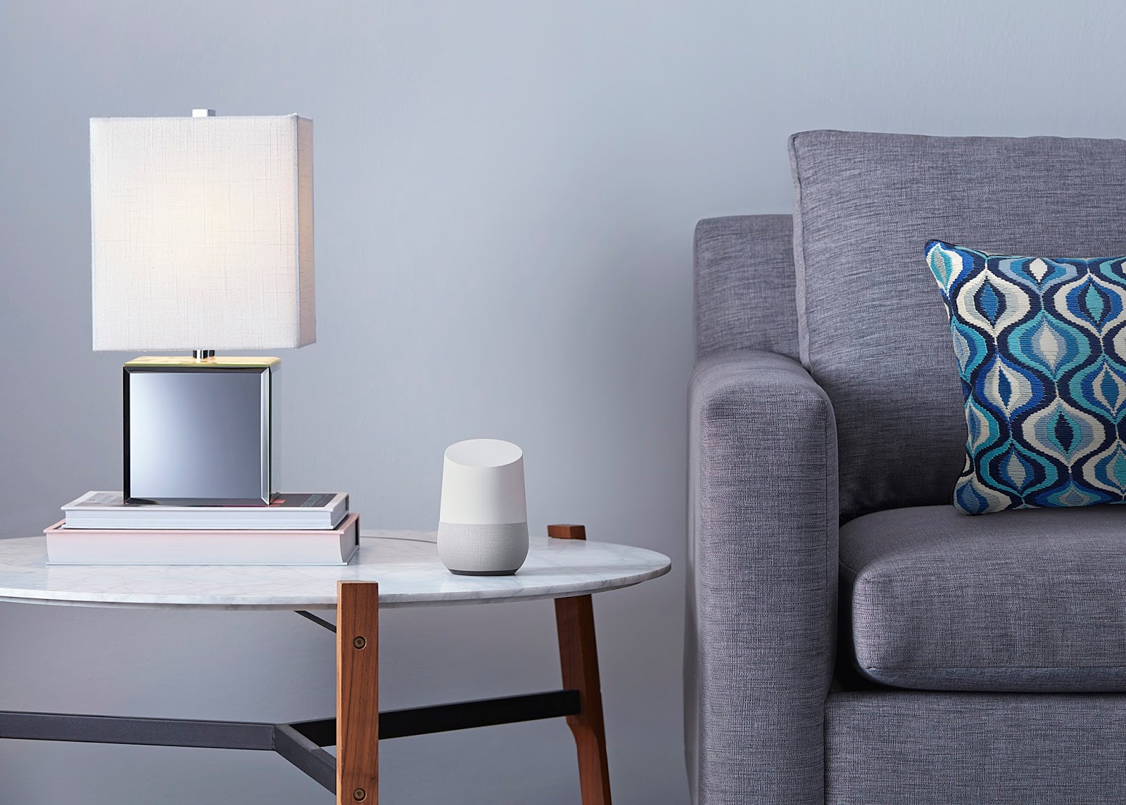 Google Home blir en direkte konkurrent til Amazon Echo.