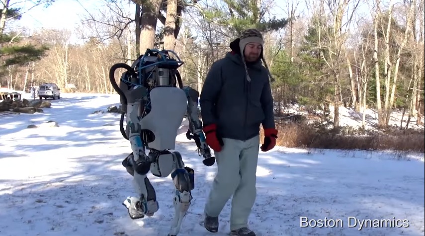 Roboter kan bli til elektroniske personer i Europa.
