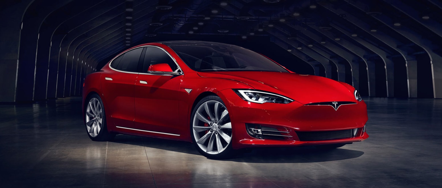 Elon Musk virker å være bekymret etter flere falske anklager mot Model S.