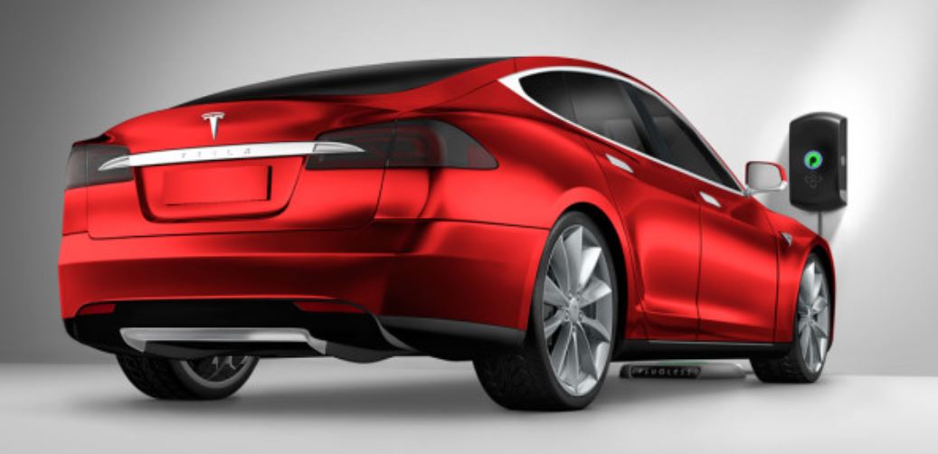 Amerikanske Tesla Mode S-eiere kan snart lade bilen trådløst.