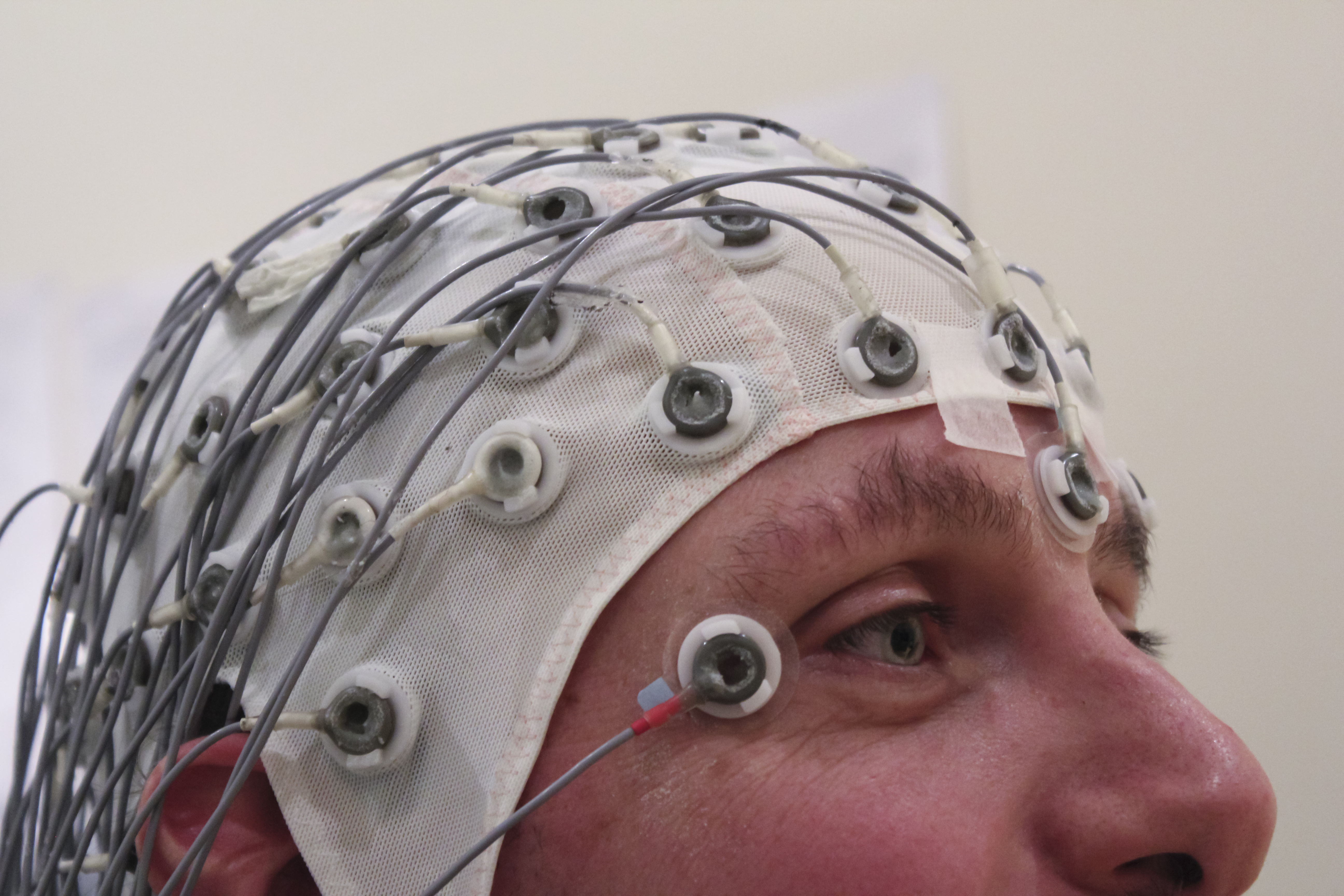 Etterhvert som EEG blir mer og mer vanlig kan det øke muligheten for at svært personlig informasjon kommer på avveie.