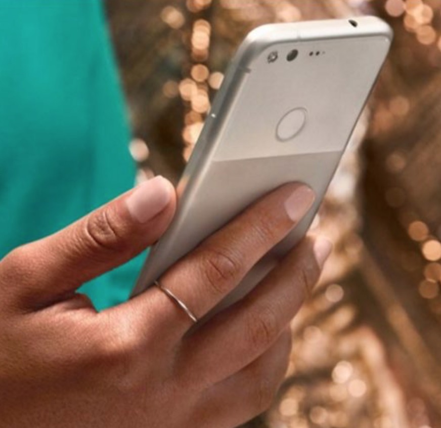 Fingersensoren på Pixel-mobilene gjør mer enn å åpne mobilen, nå kan du få de smarte gestene på en hvilken som helst ny Android-mobiler med fingersensor.