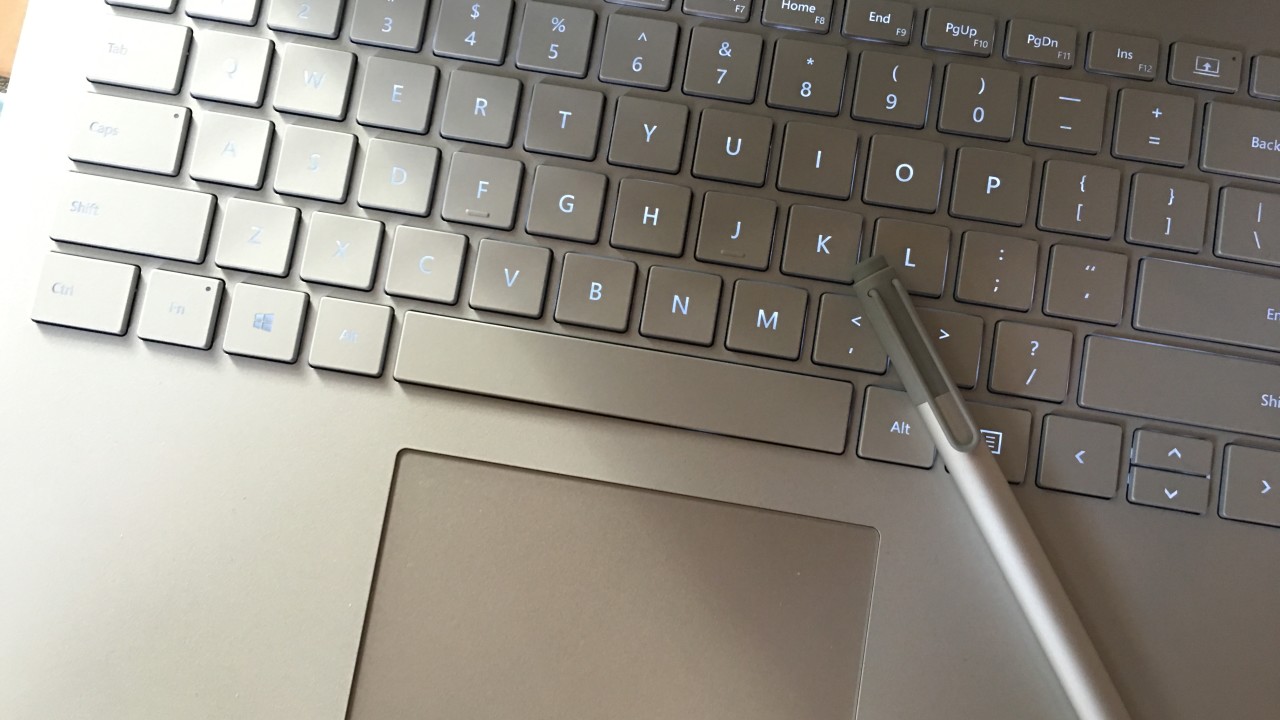 Surface Book har Precision Touchpad.