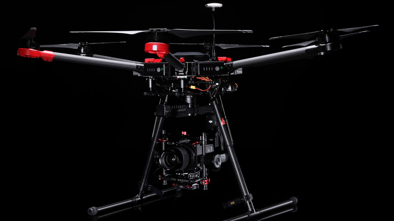 Et virkelig ikonisk selskap, Hasselblad, er visstnok eid av den kinesiske dronemakeren Dji etter at de først kjøpte aksjer vinteren 2015. Avbildet: DJI Matrice 600 med Hasselblad-kamera.
