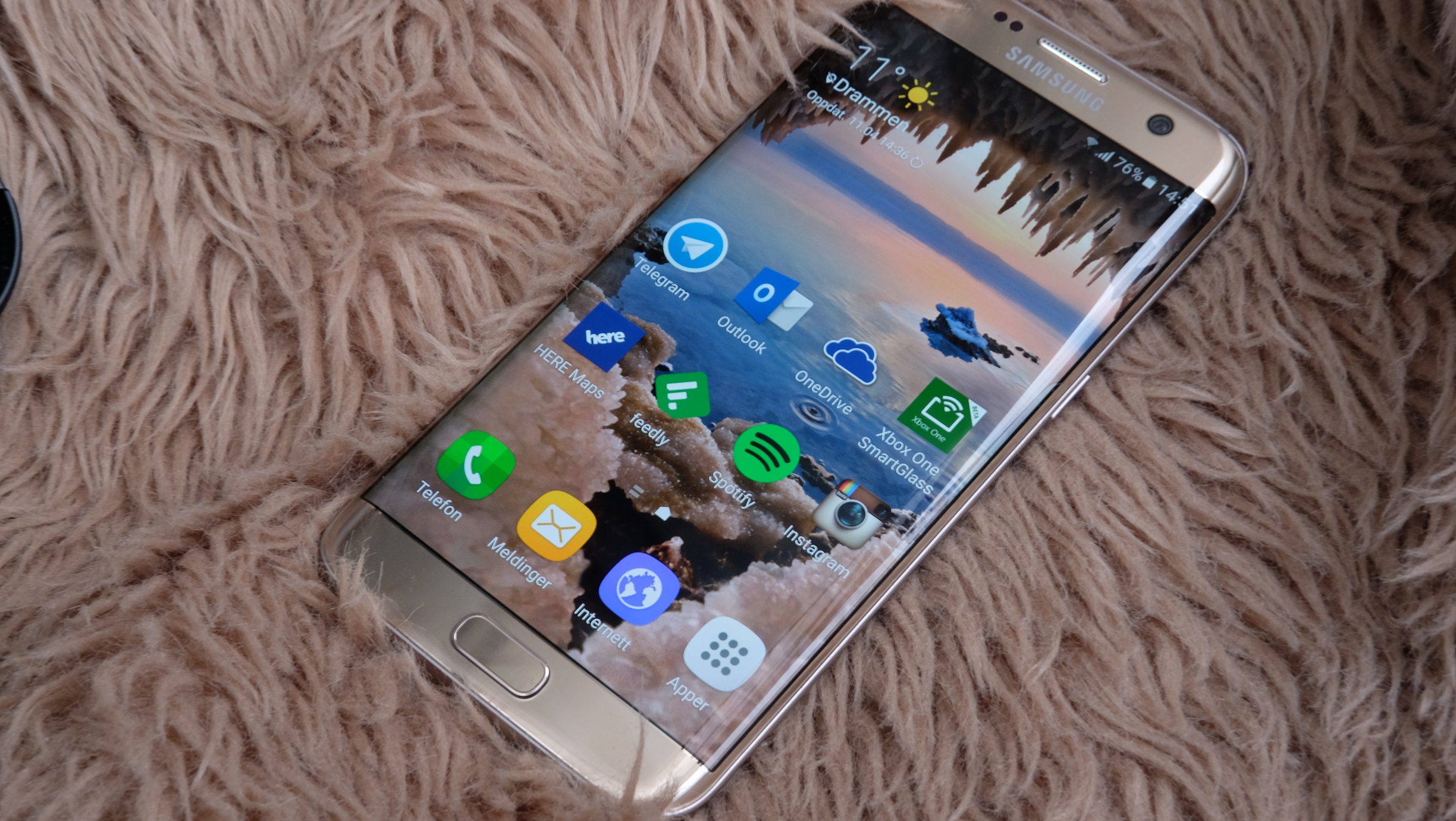 Android 7 for Galaxy S7 lar vente på seg, men snart kan ventetiden være over.