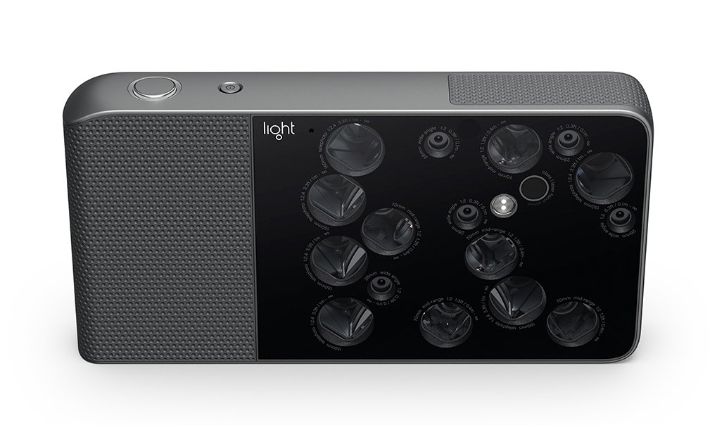 Megakameraet Light L16 har 16 linser som hver har en 13 megapikslers sensor.