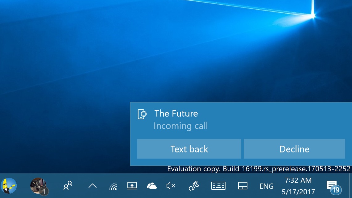 Når Android-mobilen din ringer, varsles du i den nye Windows 10-versjonen.