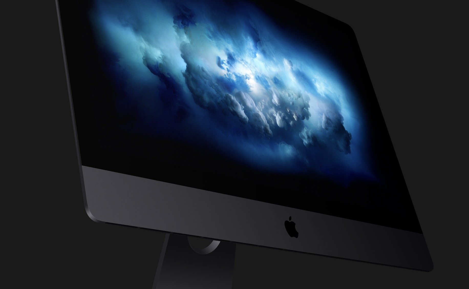 I dag presenterte Apple nye iMac Pro som kommer i desember. Startpris er på rundt 40 000 kroner. Bildet er av de eksisterende iMac-modellene.