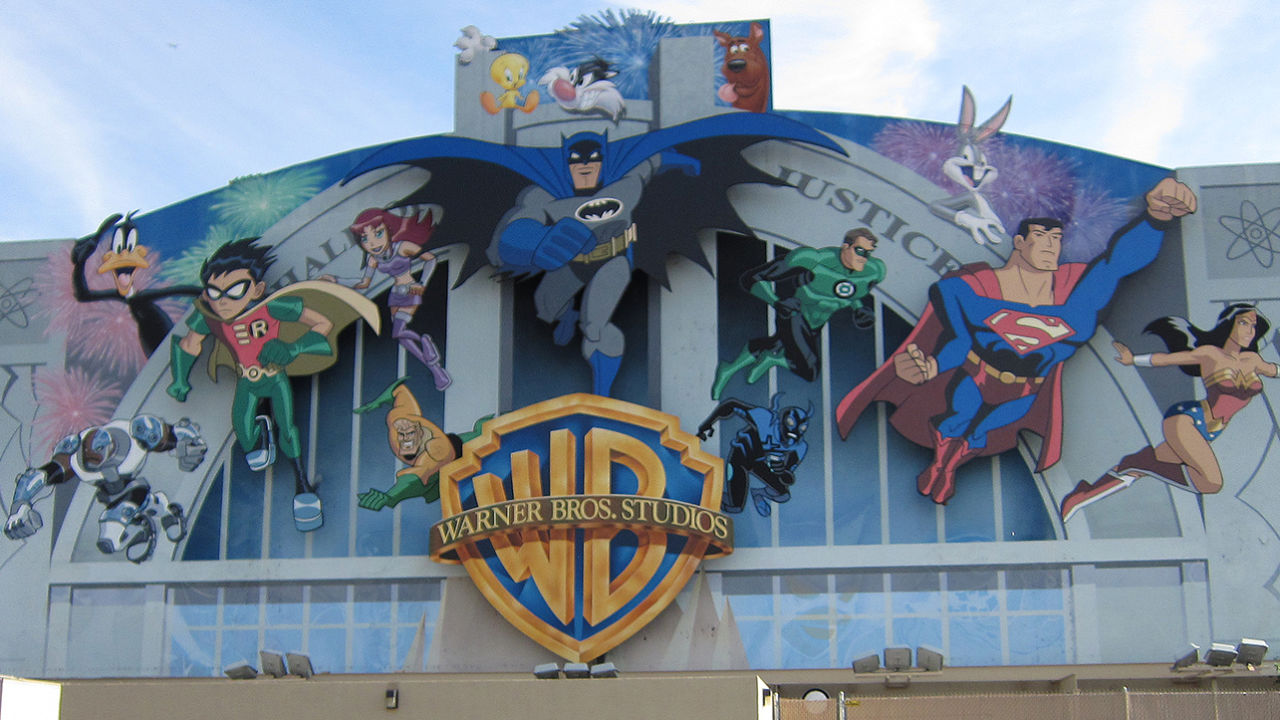 Warner Brothers er et av filmstudioene som er i samtaler med Apple om strømming av kinofilmer.
