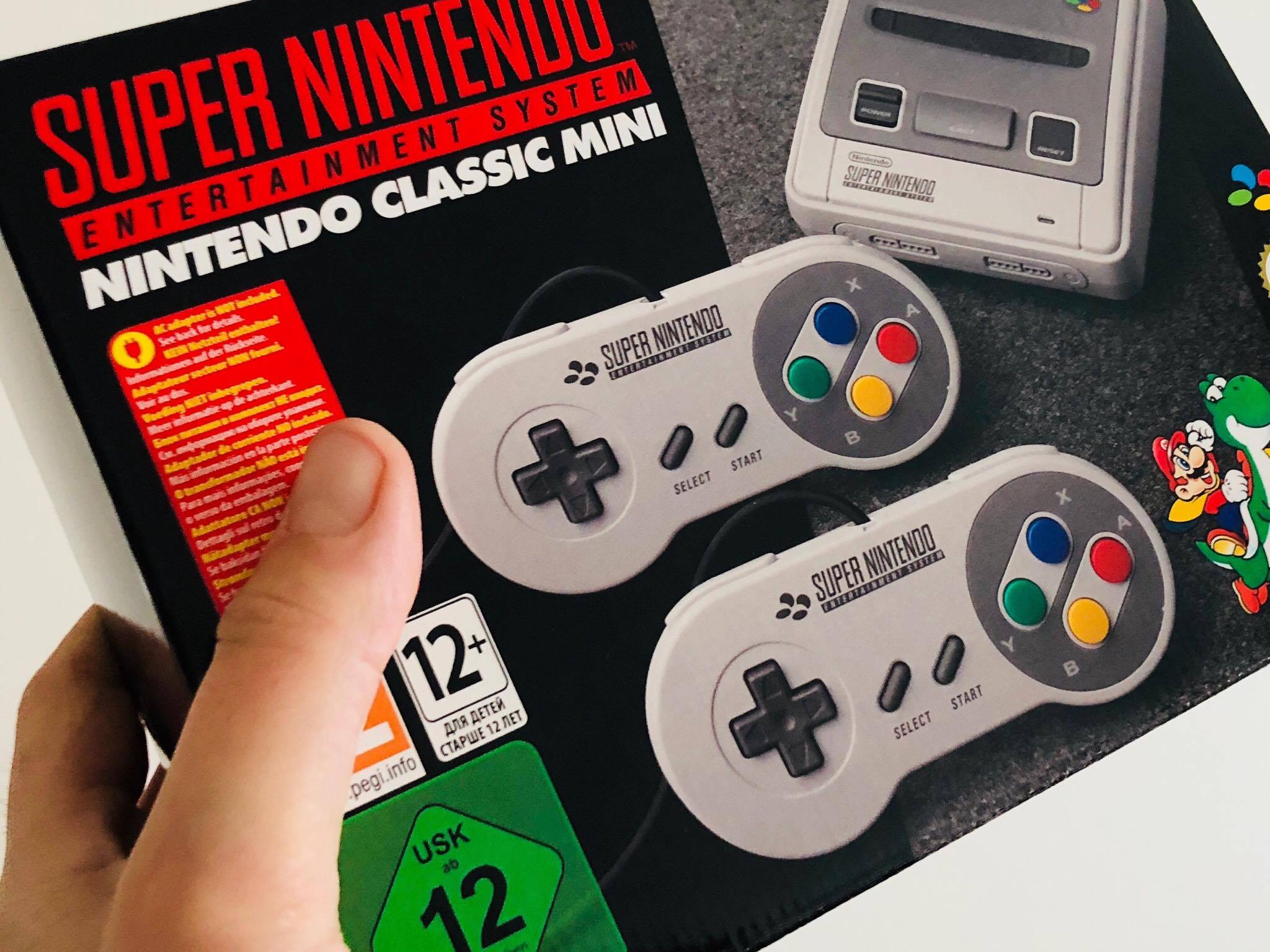 Nintendo har hatt braksuksess med først NES Classic, og nå trolig SNES Classic i nyutgivelser med spillene bakt inn i konsollene.