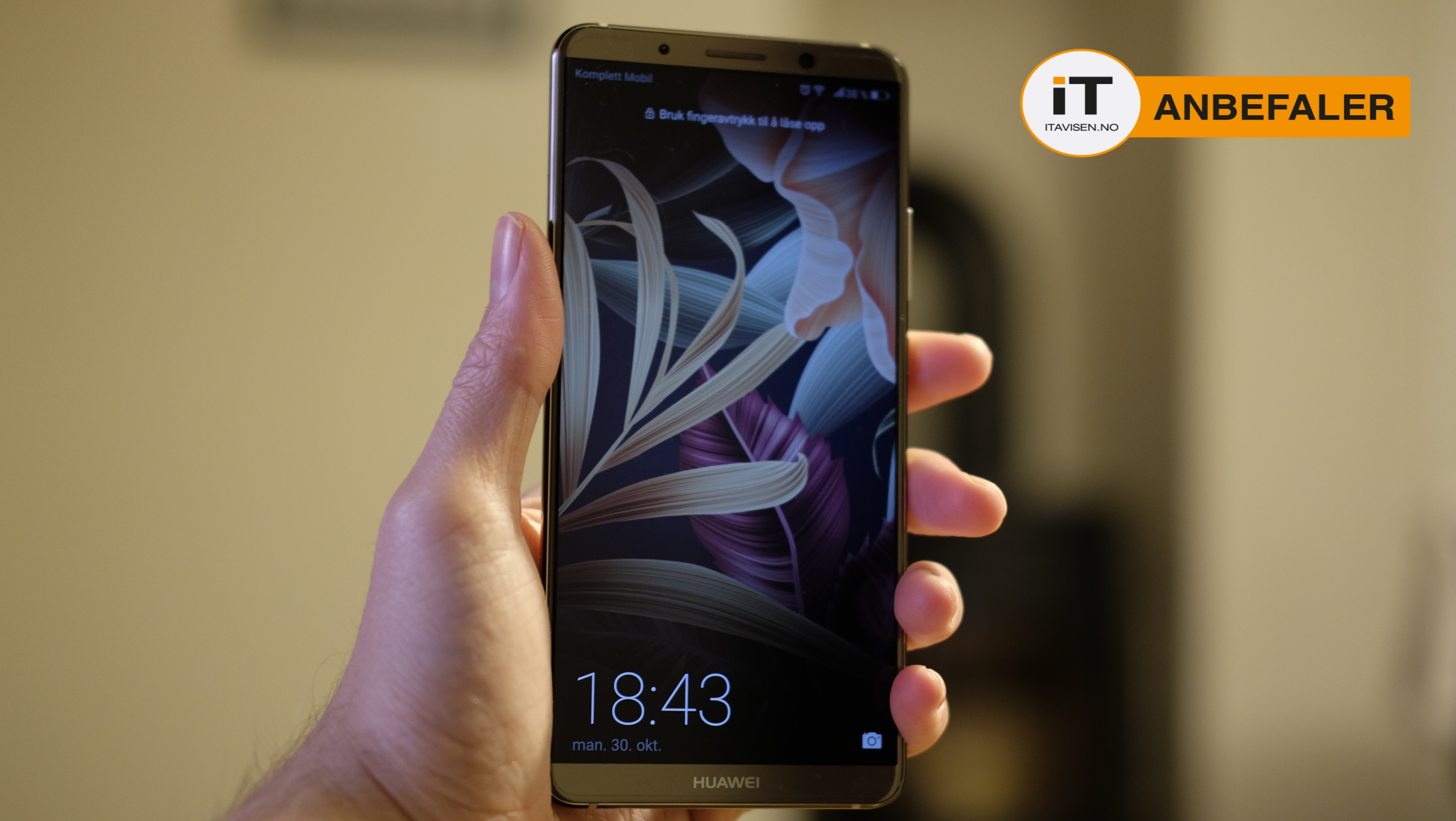 Huawei Mate 10 Pro er en av årets beste smarttelefoner.