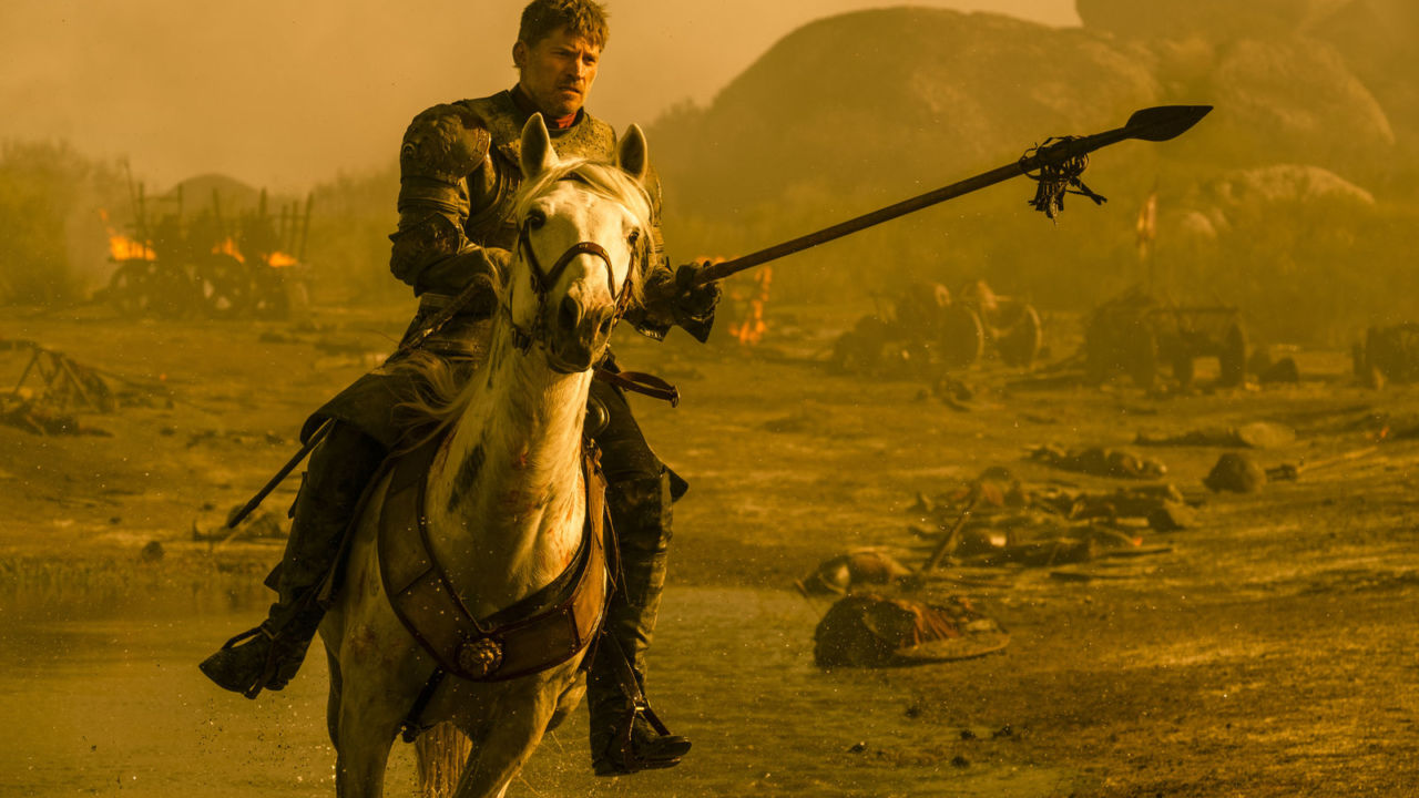 Time Warner eier HBO som igjen eier Game of Thrones-rettighetene.