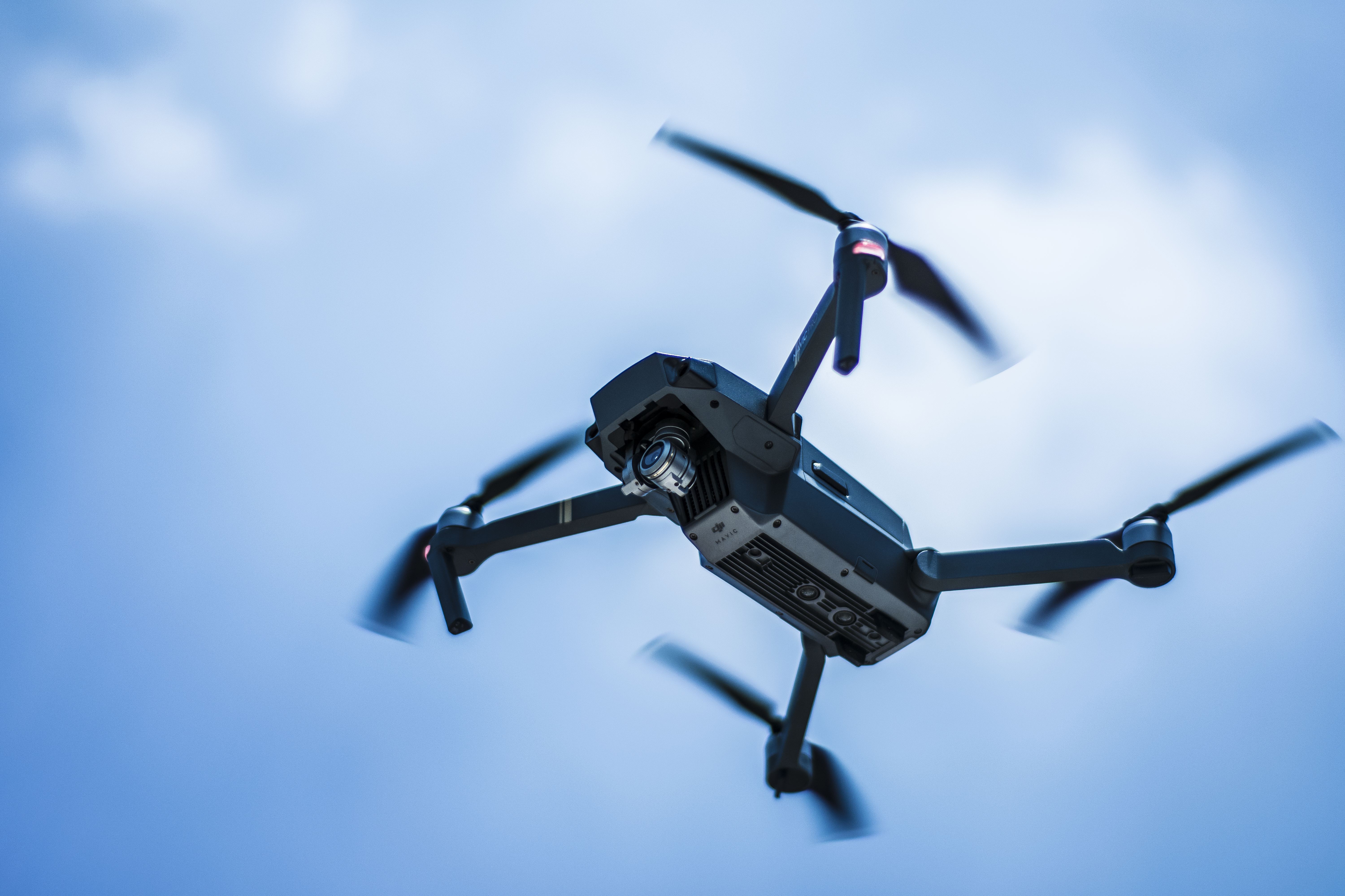 Bruk av droner for ulovlig aktivitet kan bli en greie, spesielt om dronene kan skjule hvem som eier dem.