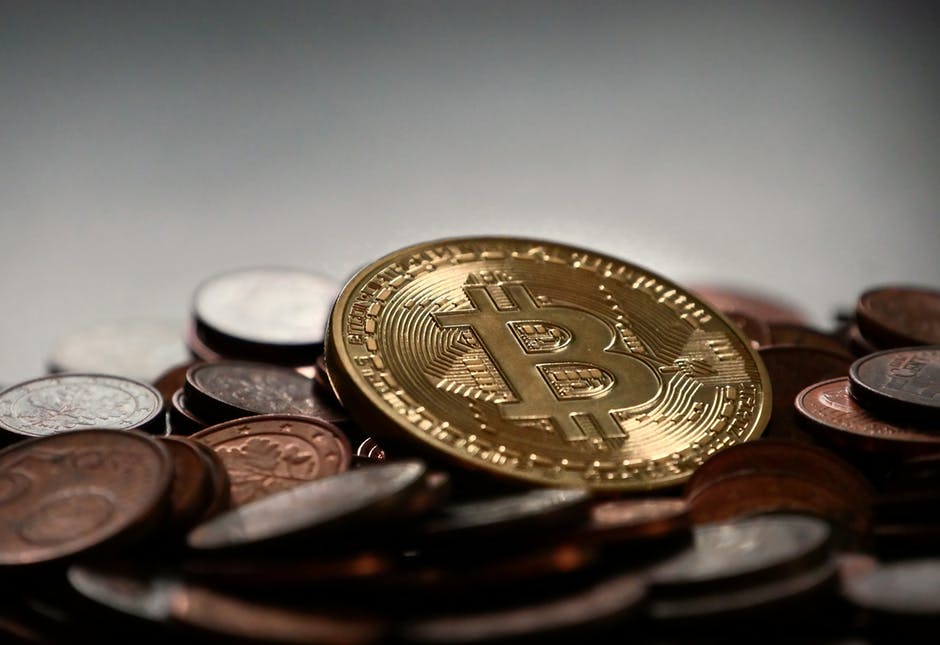 Bitcoin og andre kryptovalutaer faller stort i verdi.