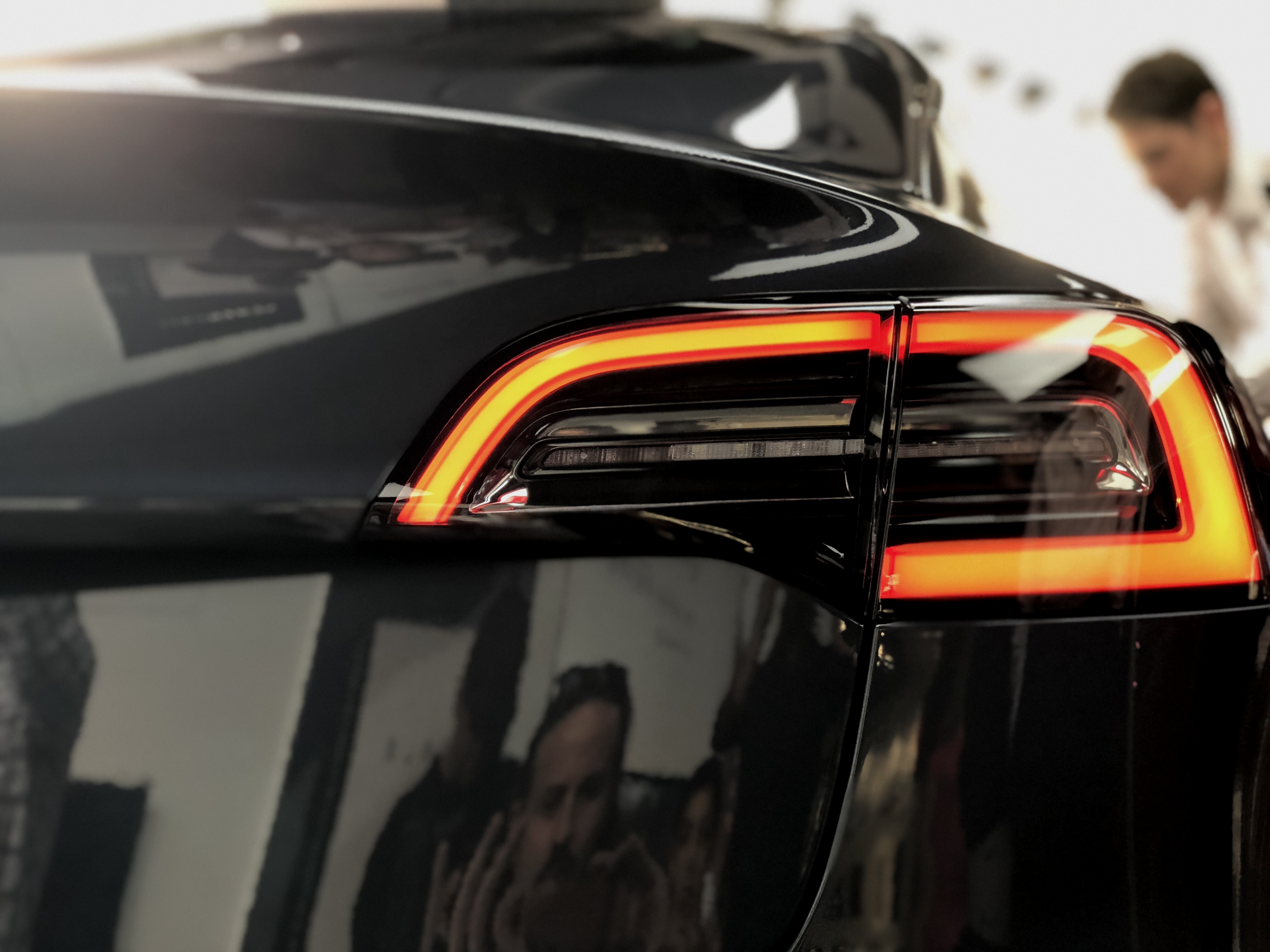 Model 3 er en pen bil, men designet skriker ikke at dette er en av de mest hypede produktene siden iPhone 1.