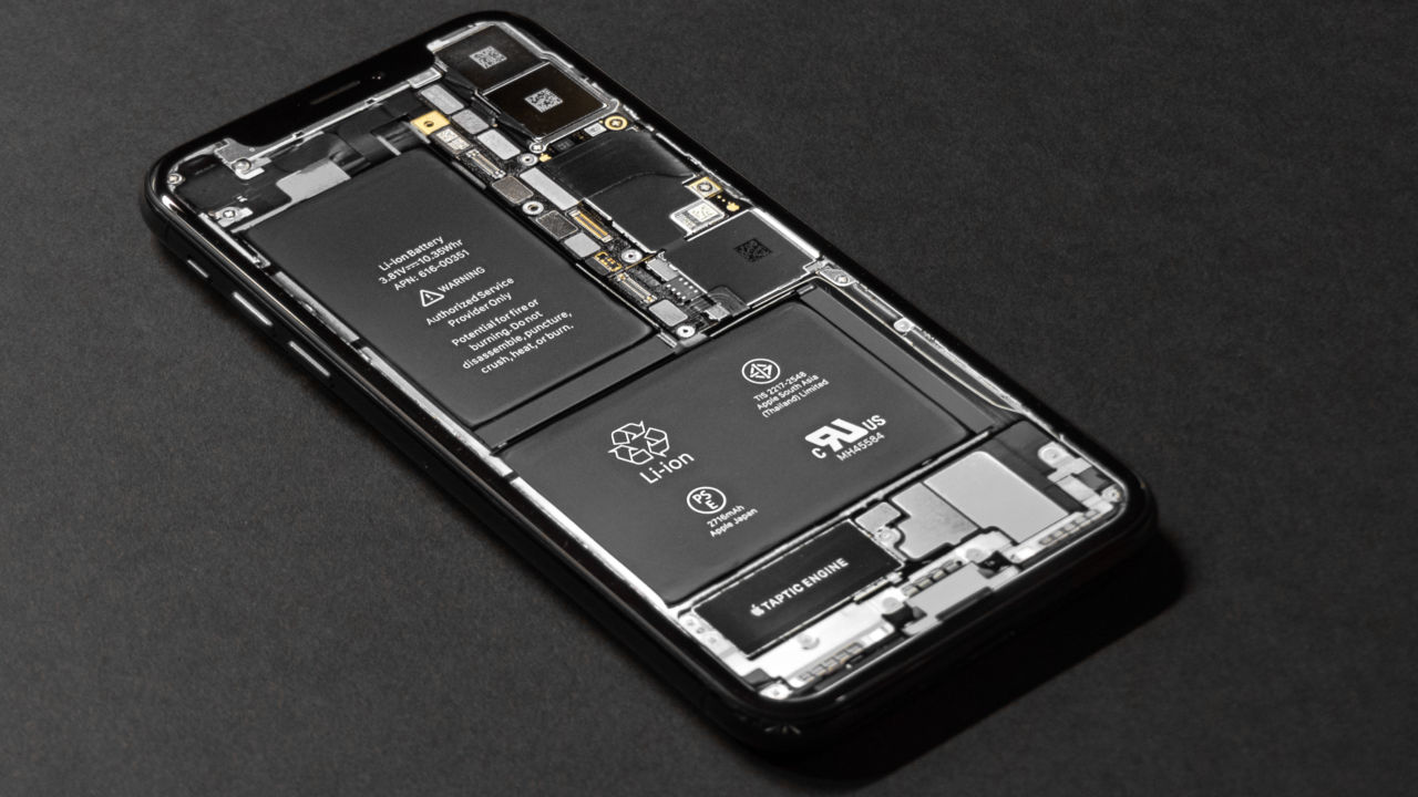 iPhone X har et todelt batteri.