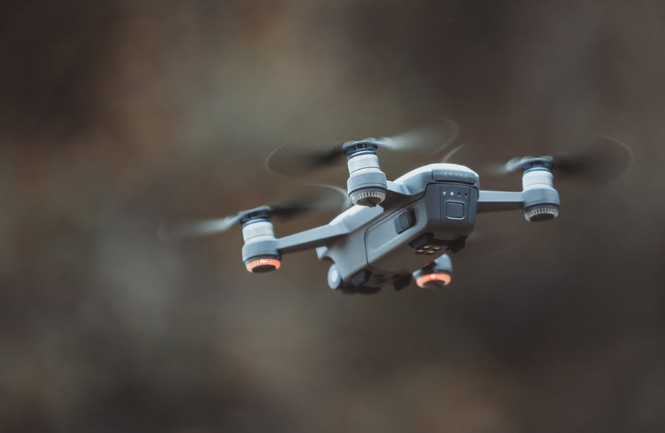 Nytt lovforslag i USA: Droner bør ha synlige nummerskilt.