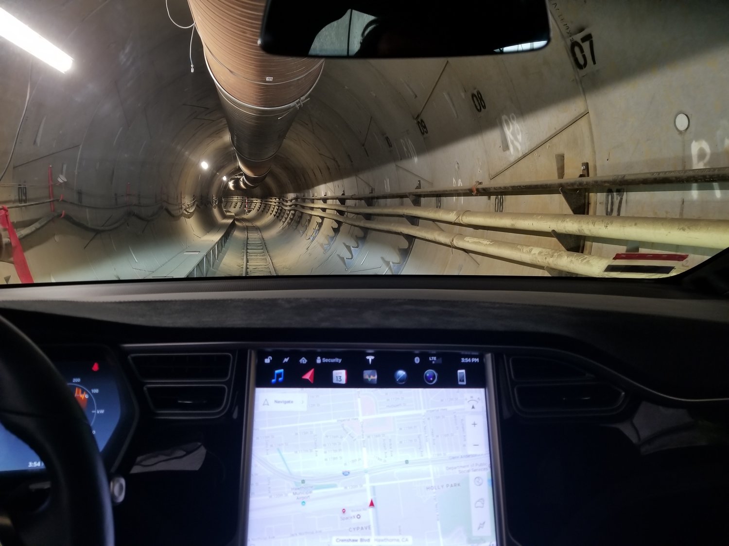 Se video av Elon Musk-selskapets første tunnel i Los Angeles.