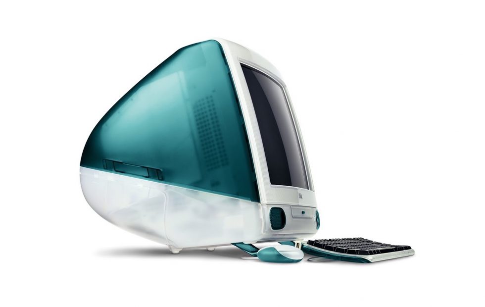 Se Steve Jobs avduke den originale iMac-en i 1998.