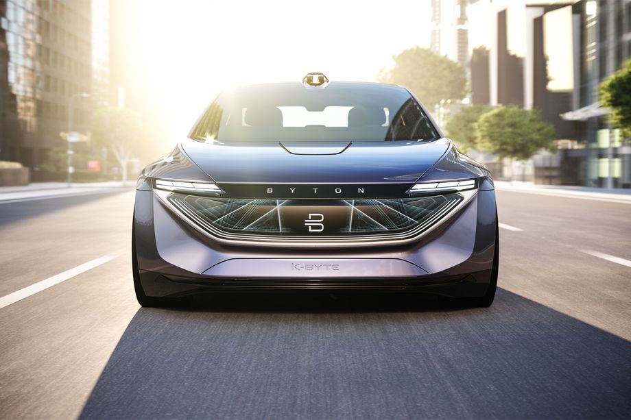 Tesla-konkurrenten jobber med autonom elbil - kan komme i 2021.