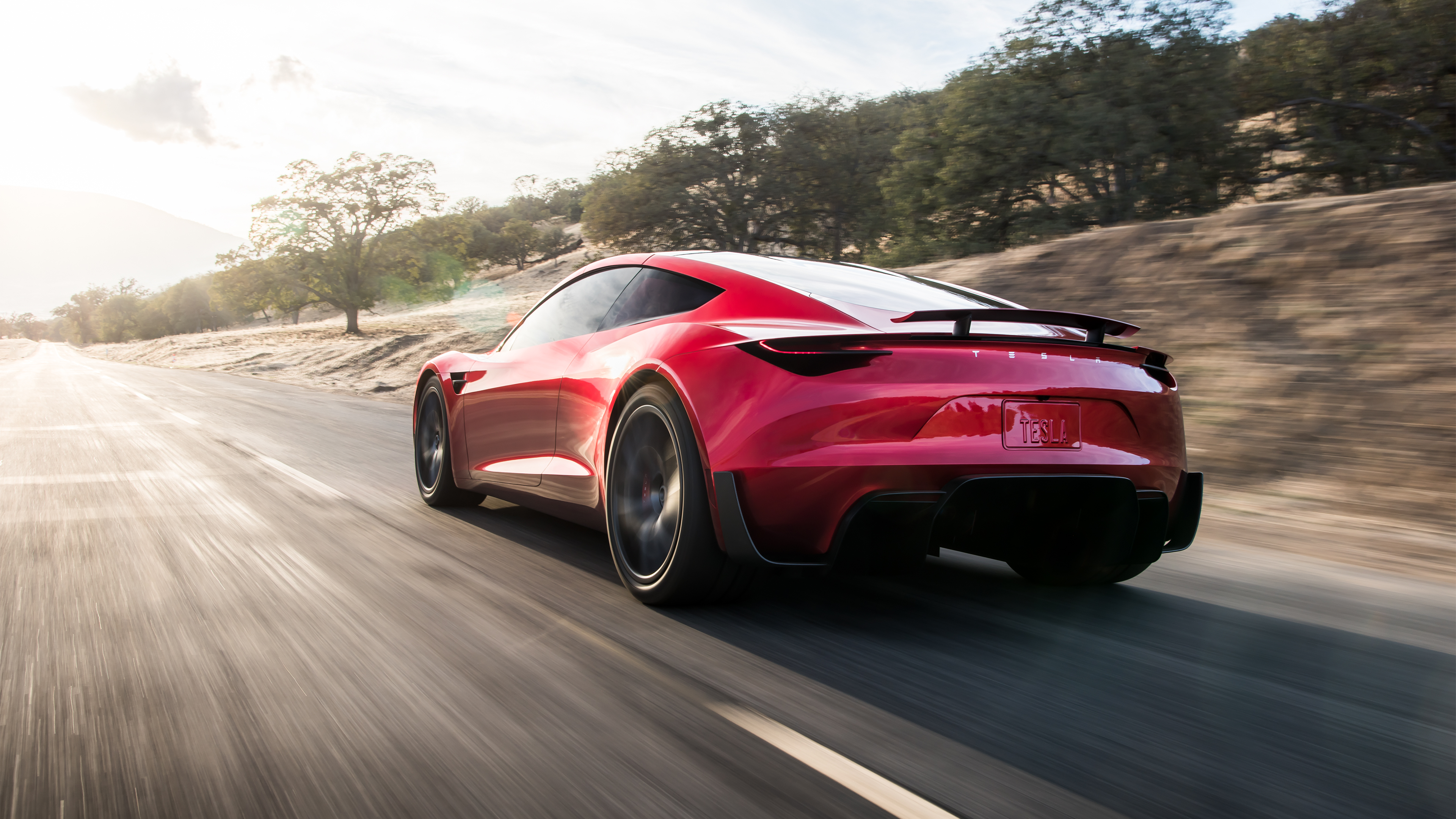 - Tesla Roadster blir et skikkelig våpen.