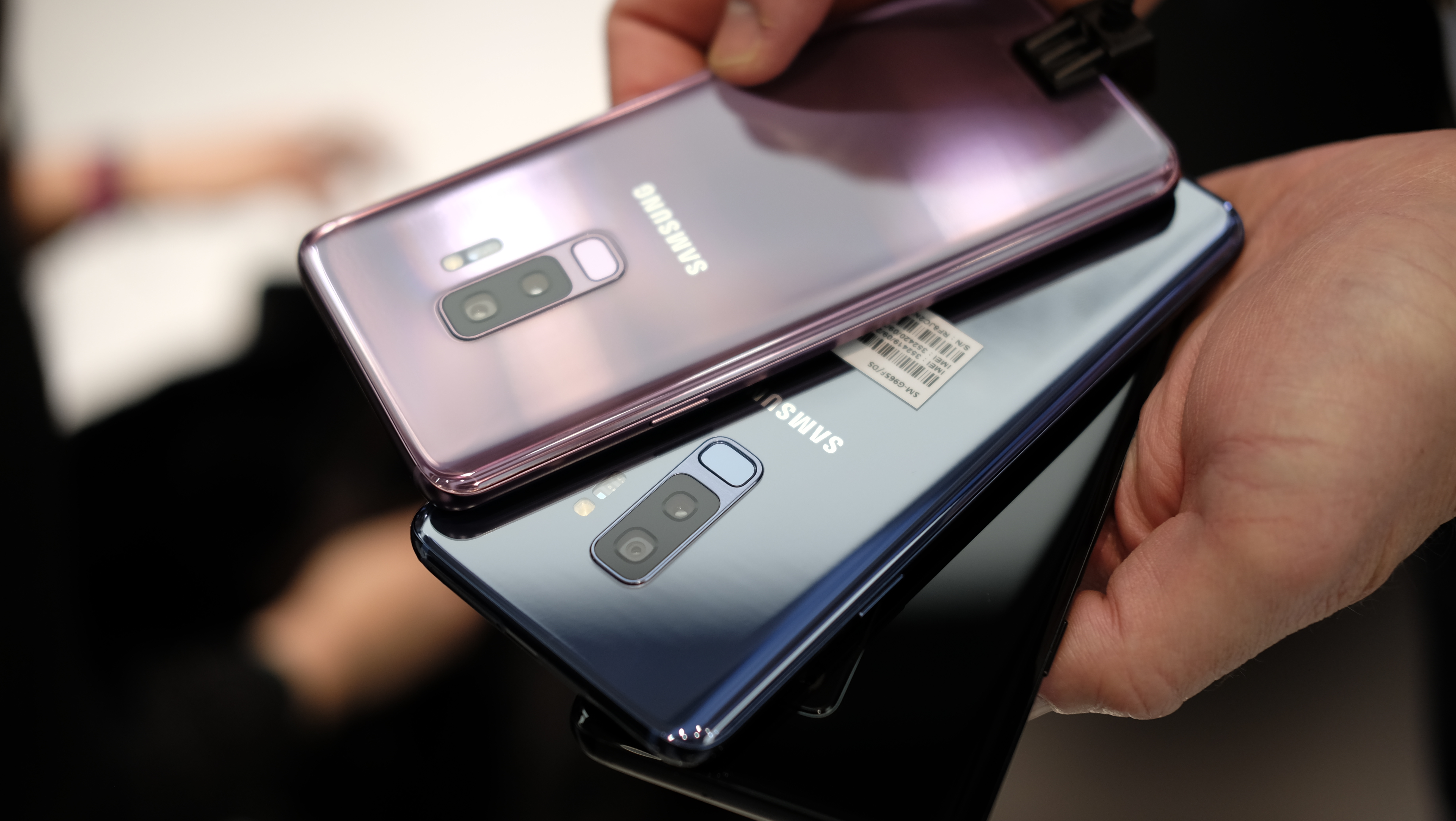 - Samsung Galaxy S10 kommer i samme størrelser som årets iPhoner.