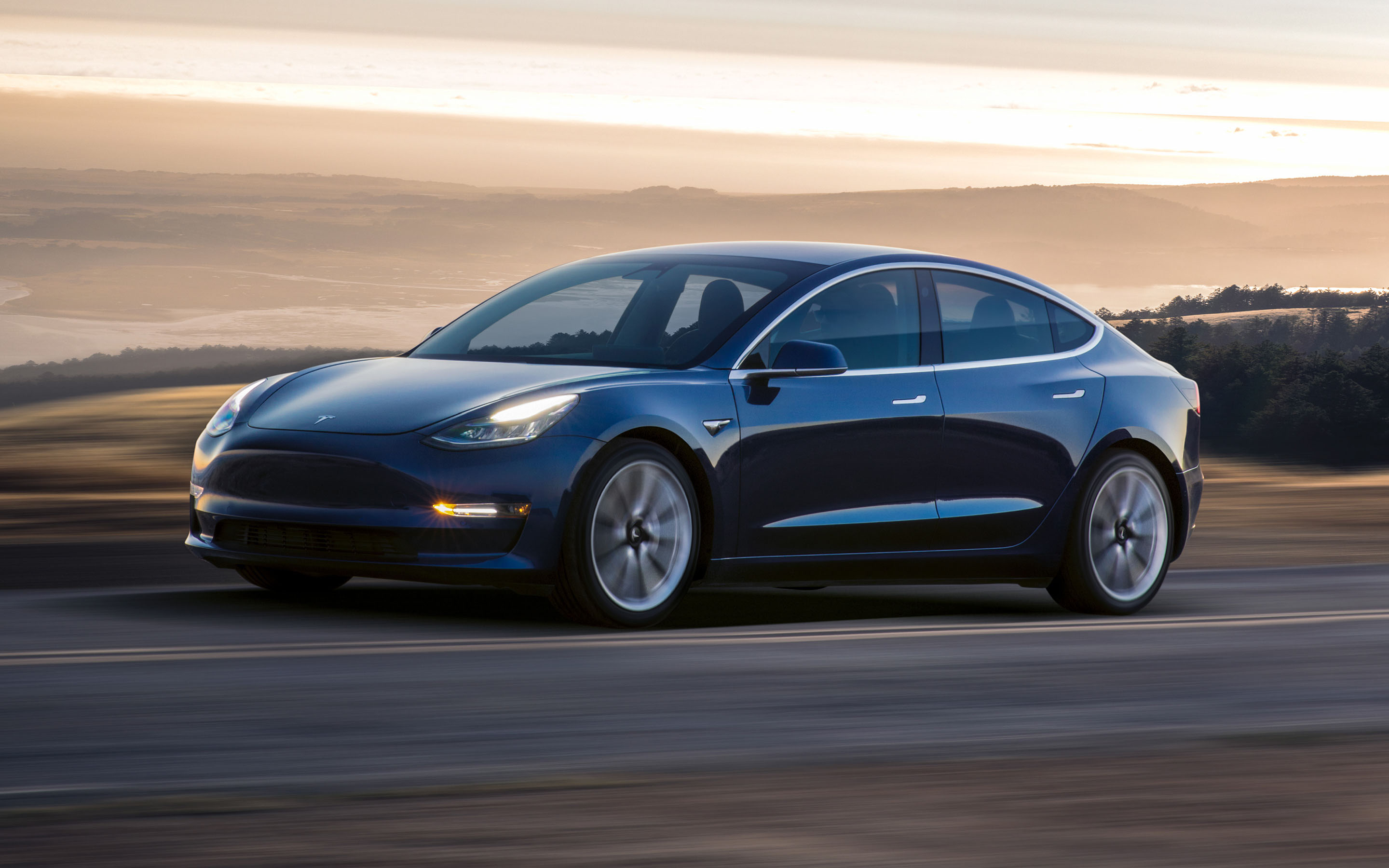 Tesla nådde Model 3-målet i siste sekund.