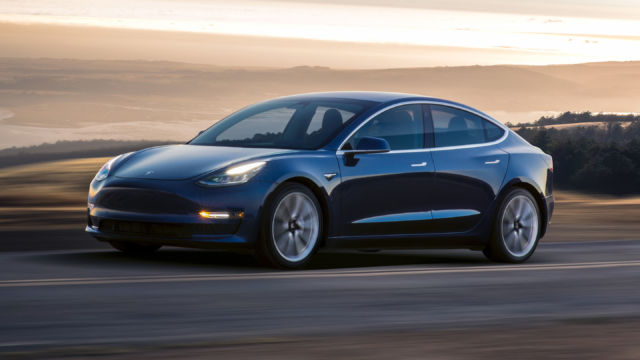 Tesla tjener endelig penger på Model 3