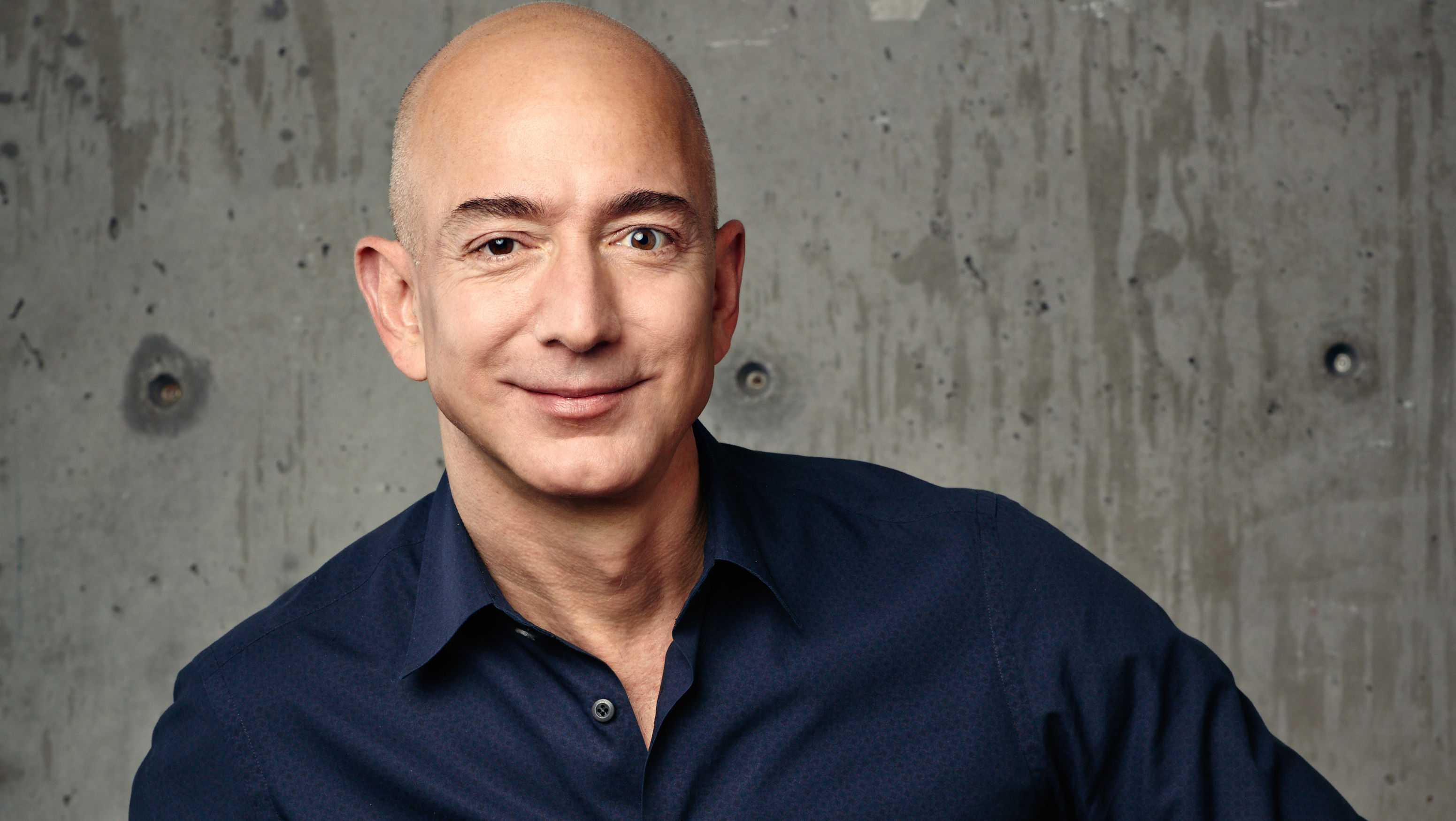 Nå er Amazon, som Apple, verdt 1 billion dollar