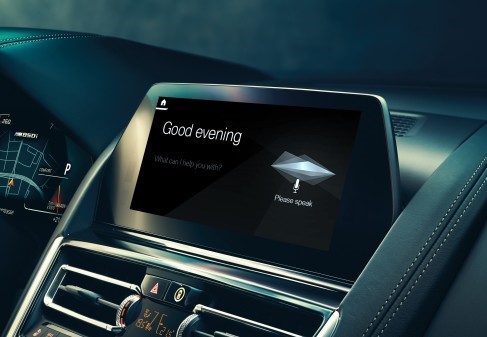 BMW lanserer taleassistent med kunstig intelligens