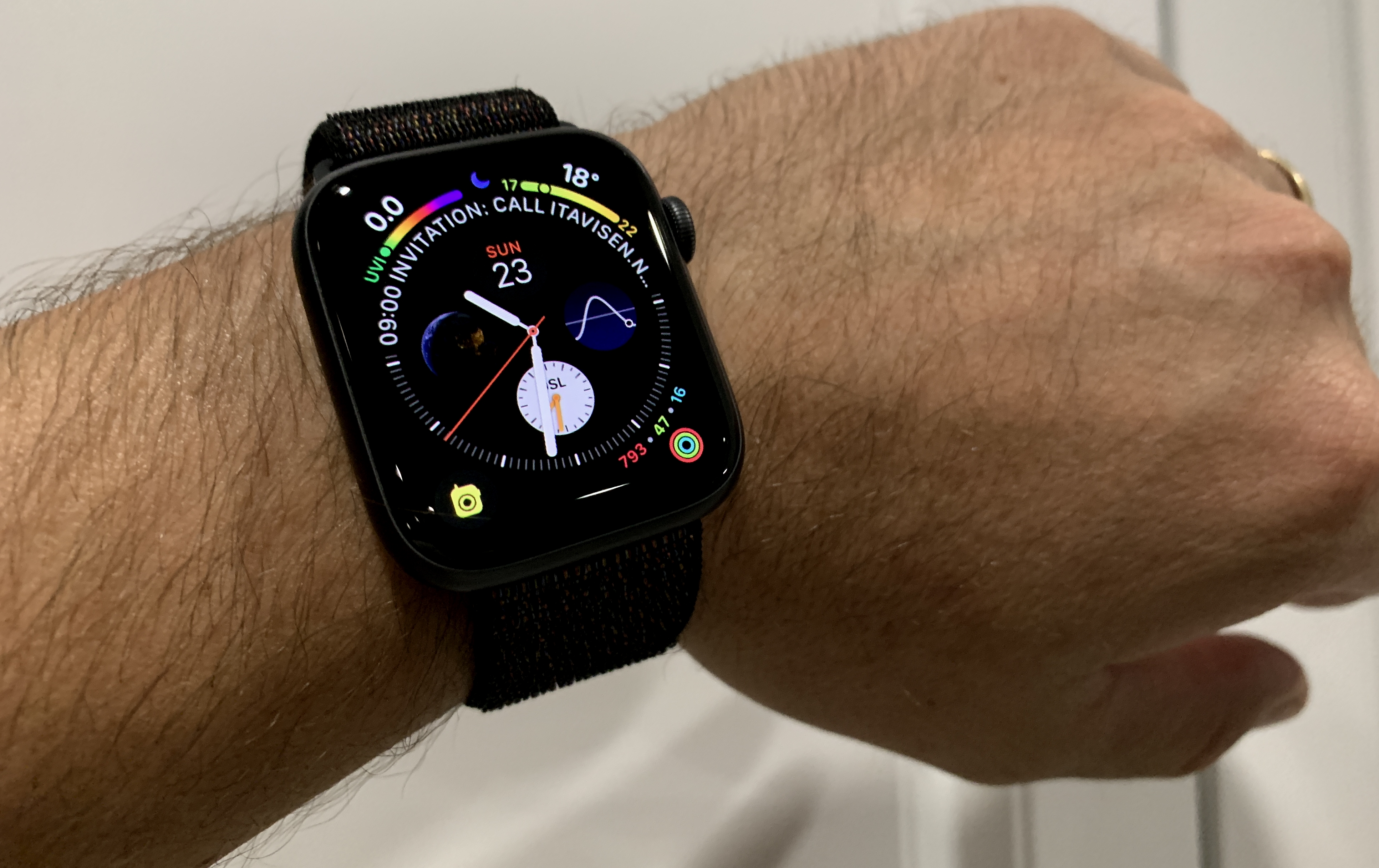 SNIKTITT: Apple Watch Series 4 LTE