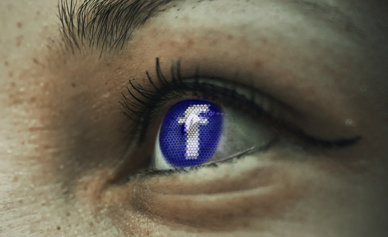 Tyskland sier Facebook må stoppe den hensynsløse datainnsamlingen fra brukerne.