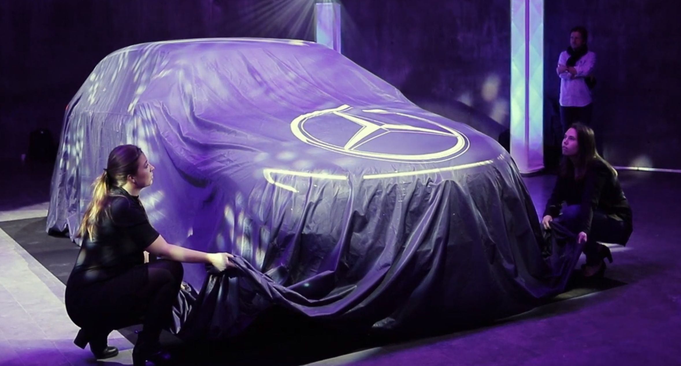 Vi var der da Mercedes lanserte sin nye el-bil: over 400 km og firehjulstrekk