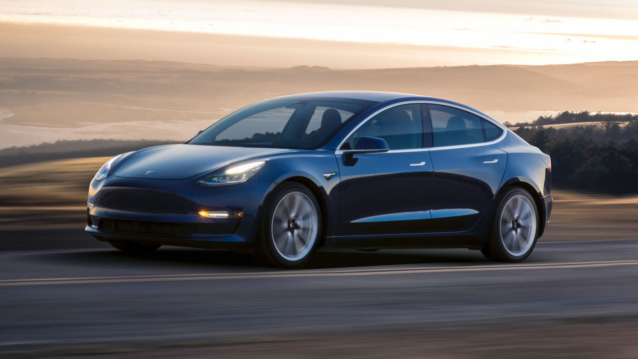 Tesla ruller ut nytt verktøy for å øke sikkerheten rundt selskapets biler.
