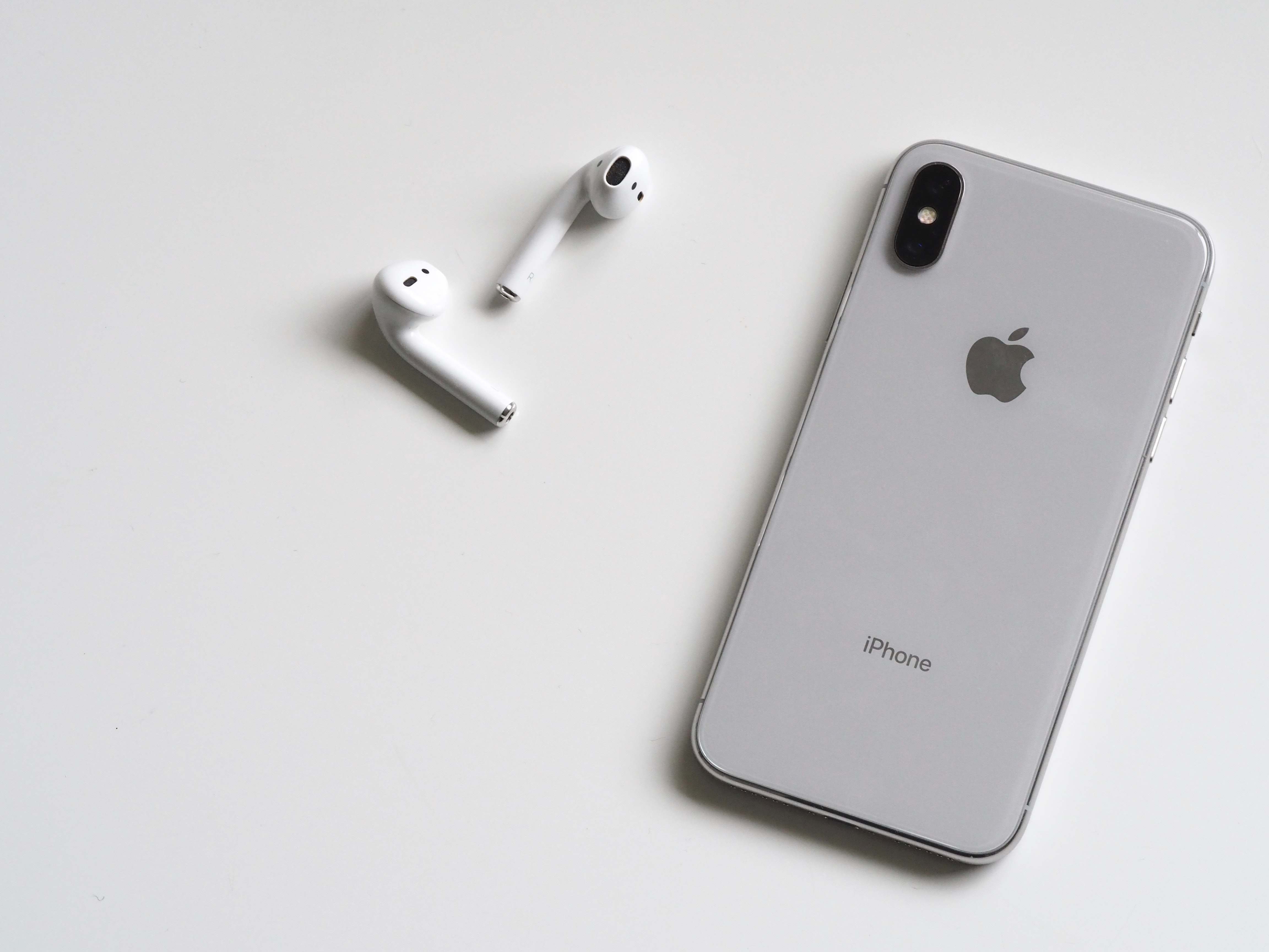 Apples sjokk: iPhone salget ned 30 prosent ifølge prognoser