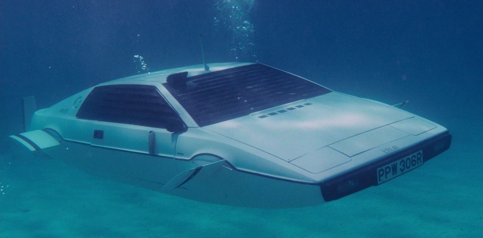 Elon Musk: - Vi har designet for en elektrisk undervannsbil