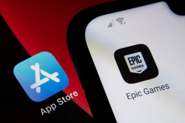 En serie e-poster mellom ledere i Apple er under lupen mens rettssaken mellom Apple og Epic ruller videre.