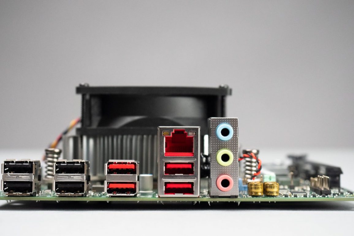 AMD 4700S Desktop Kit
