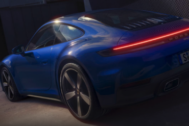 Porsche 911 Carrera