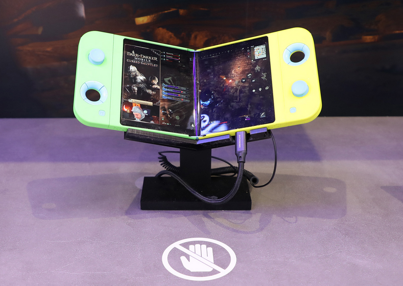 samsung display mobile world congress 2025