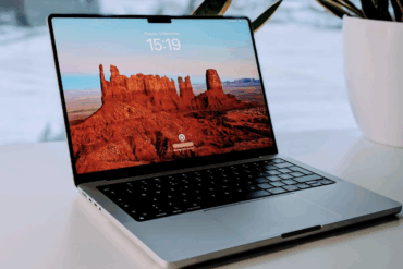 Det blir stadig mindre som skiller en MacBook og en iPad. I 2026 ventes MacBook med berøringsskjerm.