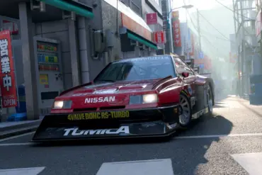 Forza Horizon 6-bil i drift gjennom en bygate i japansk stil, med Nissan-logo på bilen og urban bakgrunn i morgensol. Illustrasjonsbilde brukt i forbindelse med omtale av Forza Horizon 6 og spillets sterke salgstall.