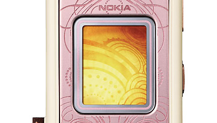 PÅ CATWALKEN: Nokia 7390 er en 3G-telefon for de motebevisste.