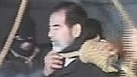 Denne videoen av Saddam Hussein som blir henrettet lå øverst på Yahoos nyhetstopp i 2007.