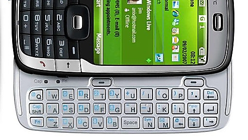 HTC - her representert med S710 - skal ha fått i oppdrag å lage Windows-telefoner for Sony Ericsson.